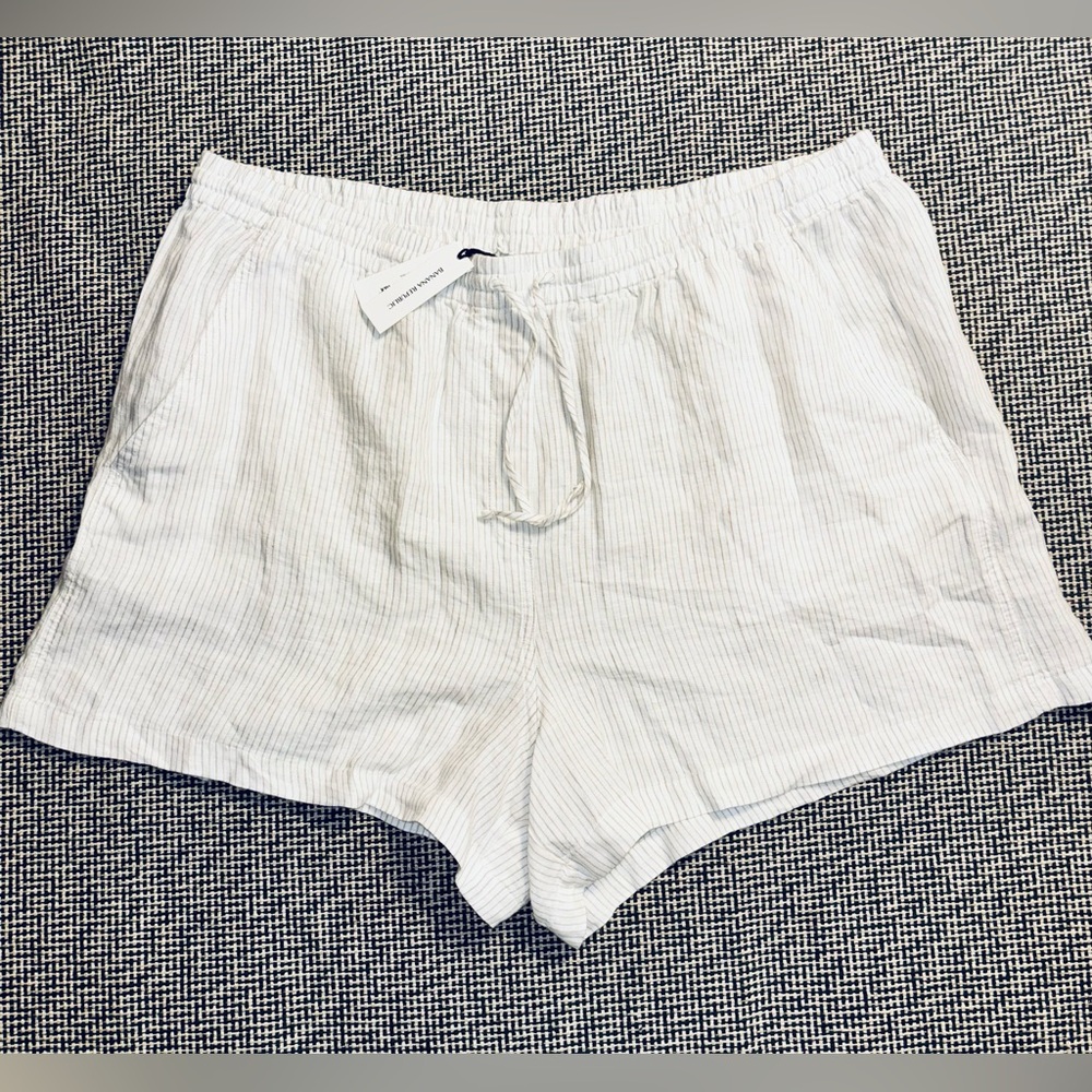 Banana Republic Women’s European Flax/Linen Drawstring Shorts, Size XXL